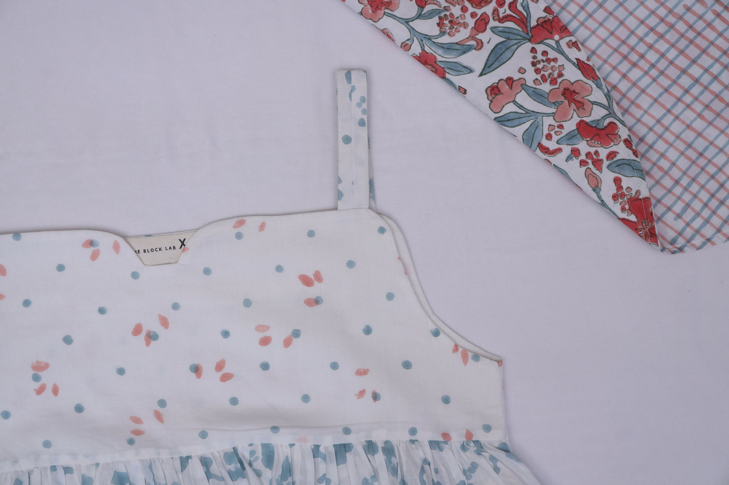 Unchanged Top