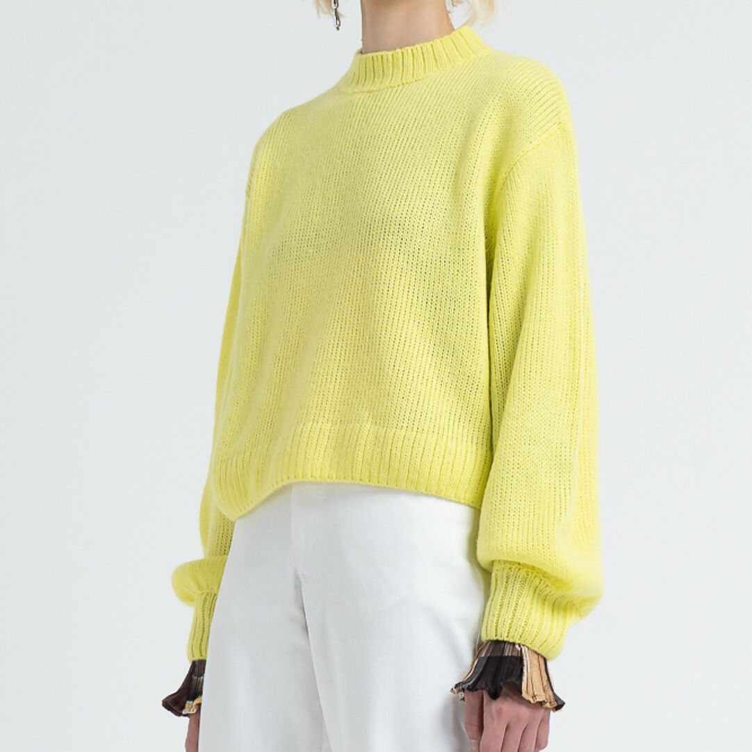 Lightweight Pullover in Sublime
